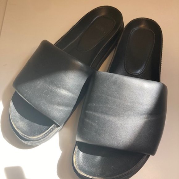 LEATHER FLATS - Picture 4 of 4